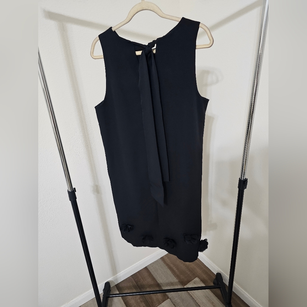 Women's Clothing (A143) - Picture 6 of 10